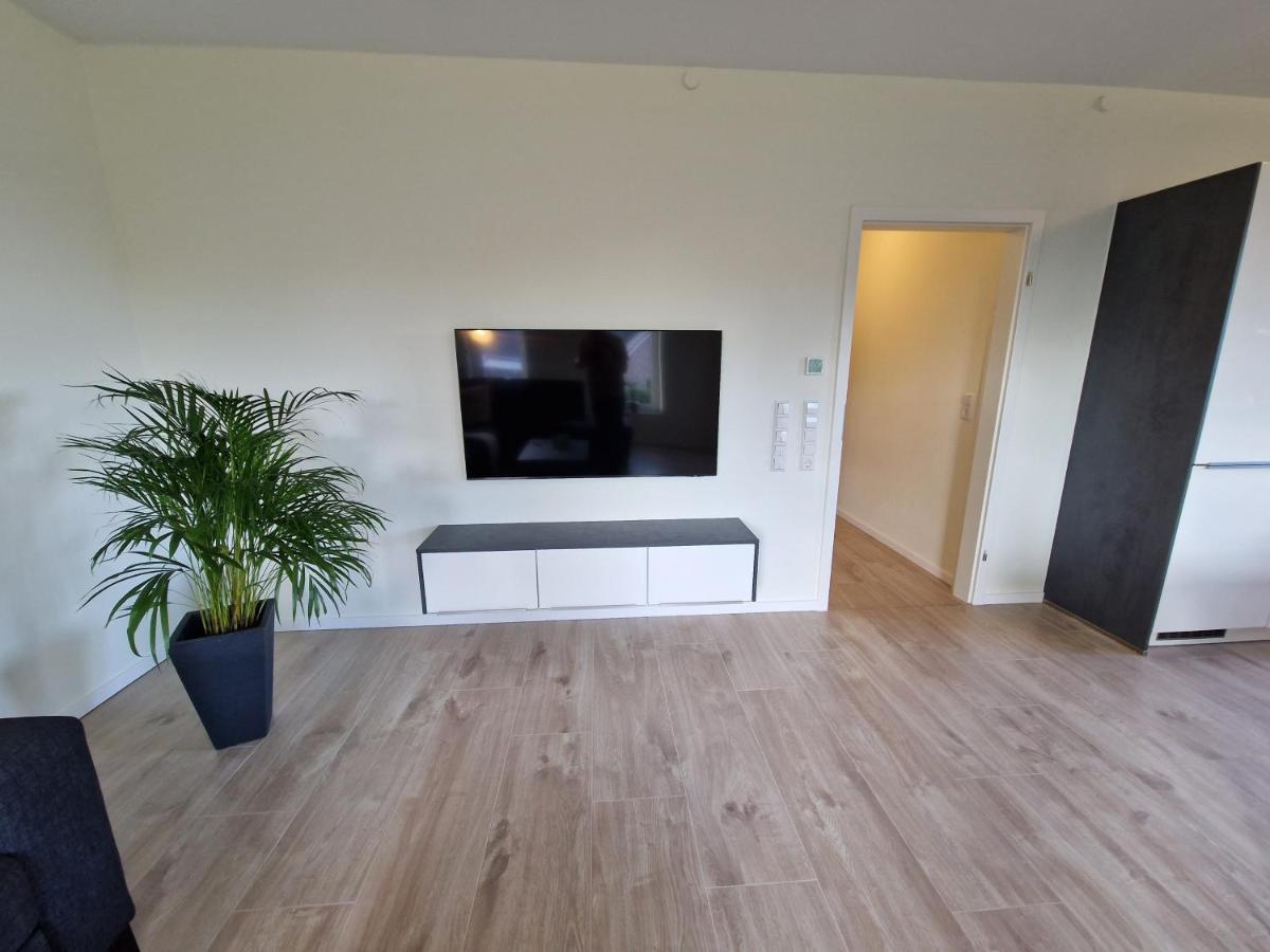 Apartment Nahe Meyer Werft In Ostfriesland Mit Kueche & Netflix Westoverledingen Esterno foto
